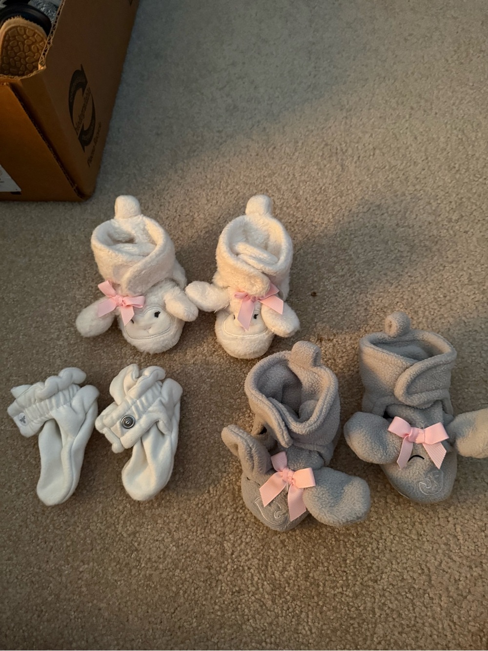 Baby girl accessories